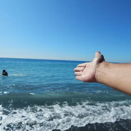 Le Giuee جنوة